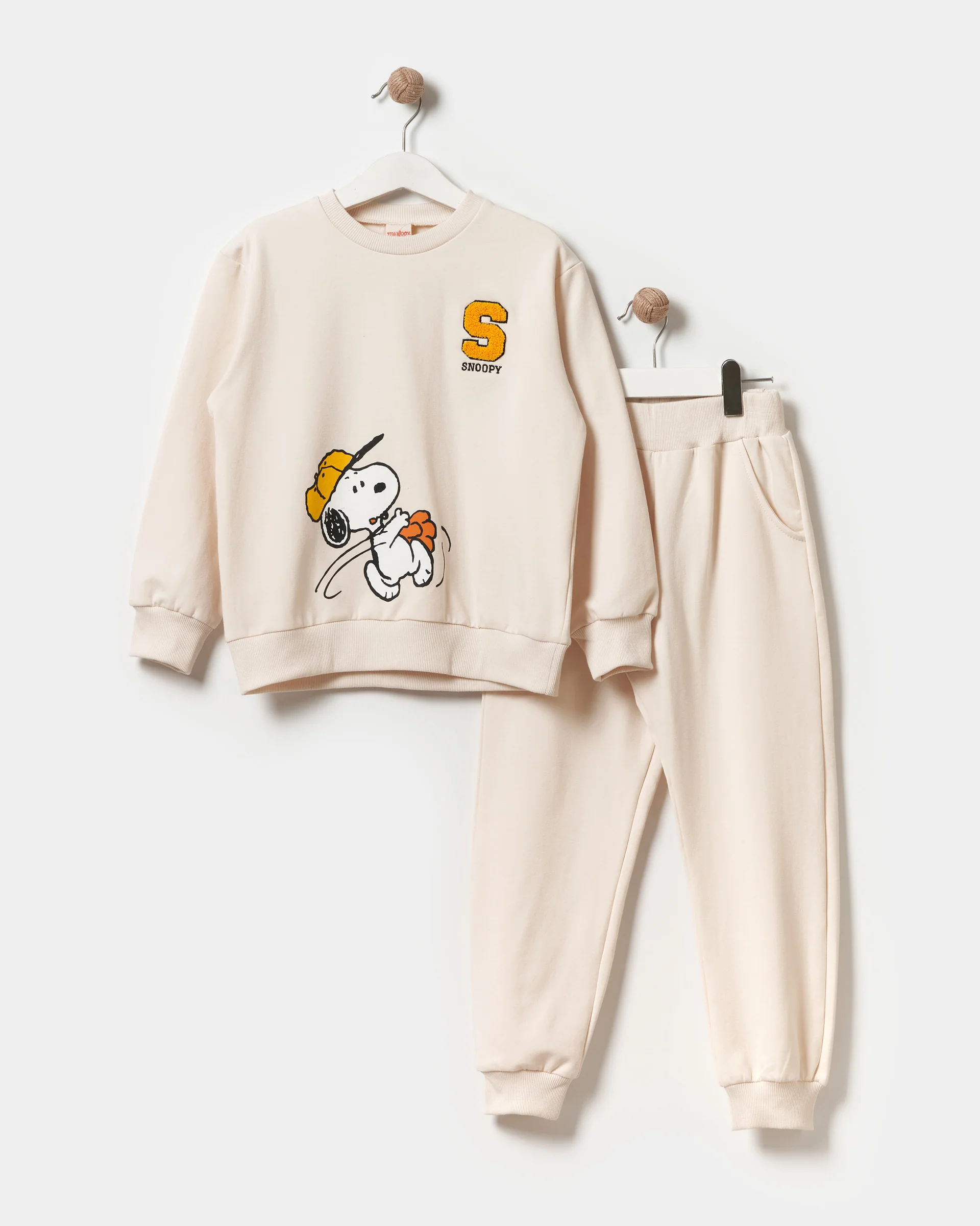 Thick Cotton Snoppy Boy's Tracksuit (4-7 Years)