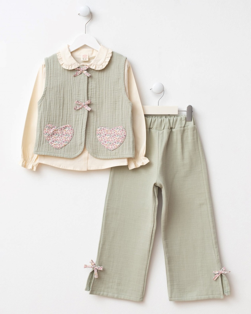 Three-Piece Holiday Outfit: Muslin Vest with Bow Detail and Relaxed Fit Trousers 