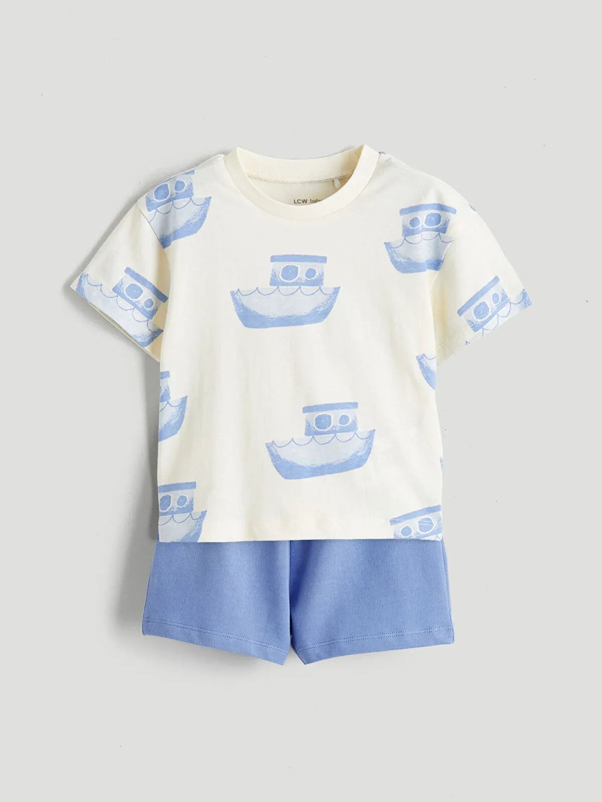 Off-white Crew Neck T-shirt and Shorts