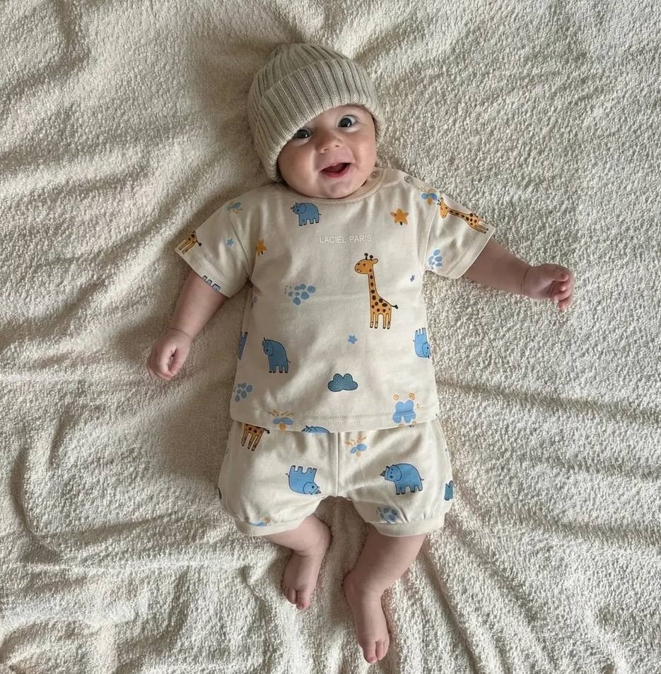 Giraffe Boy Set 