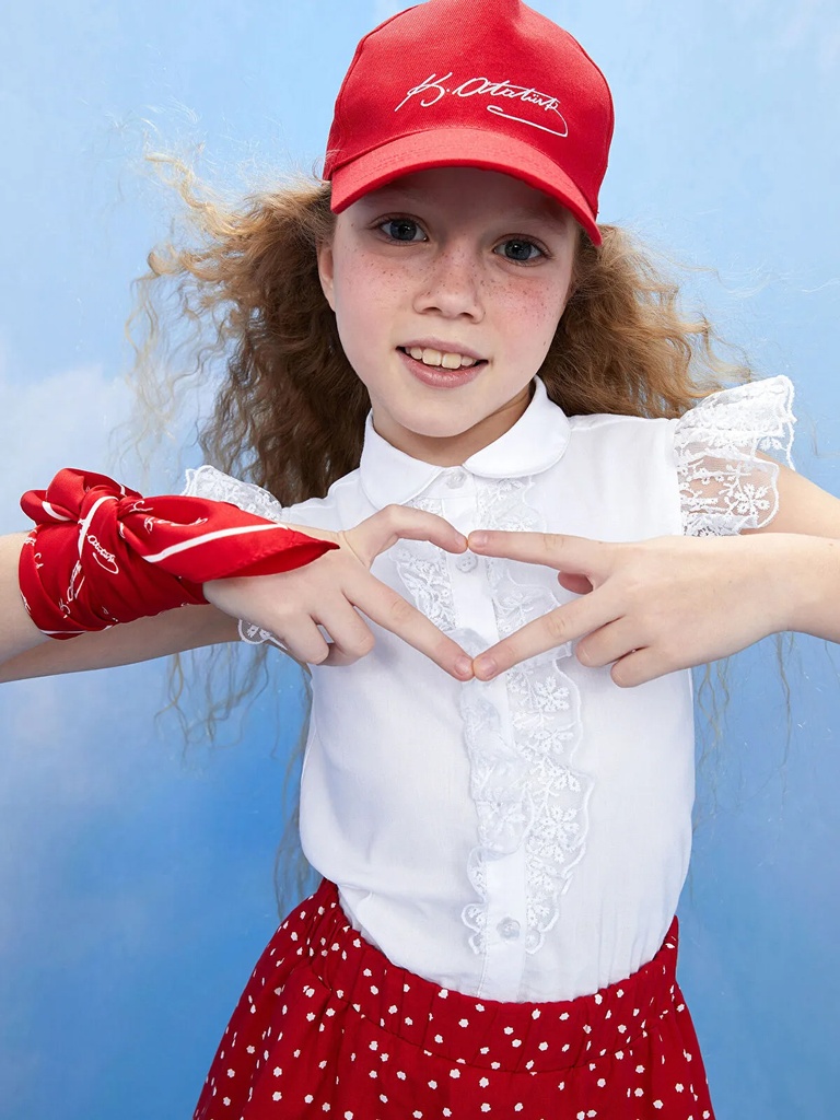 White Sleeveless Shirt (4-5 years)