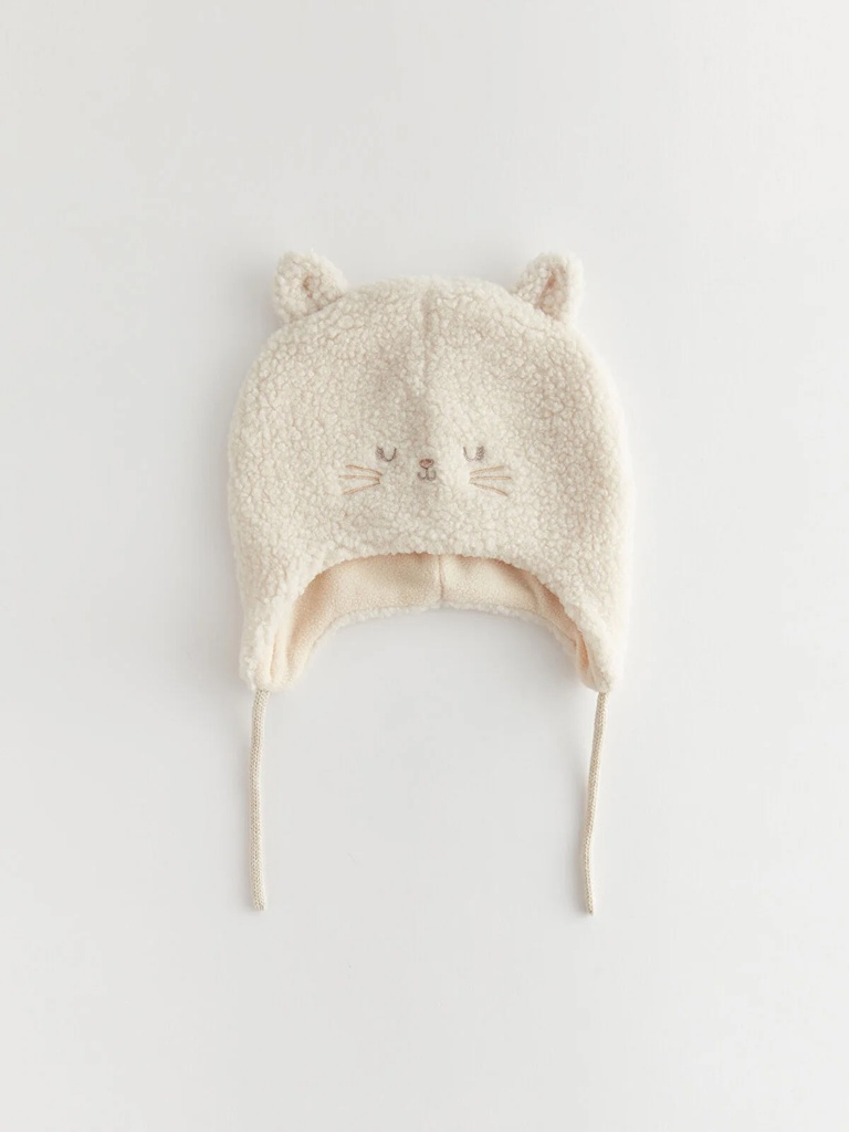 Beige Fluffy Cat